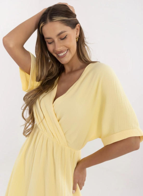 Žluté mušelínové šaty