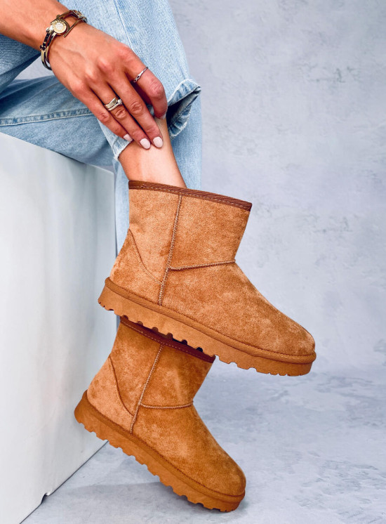 Hnědé nízké sněhule