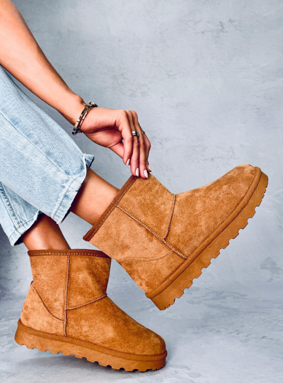 Hnědé nízké sněhule