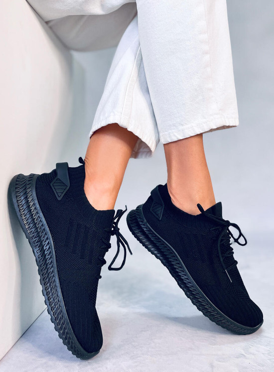 Dámské sportovní látkové tenisky černé