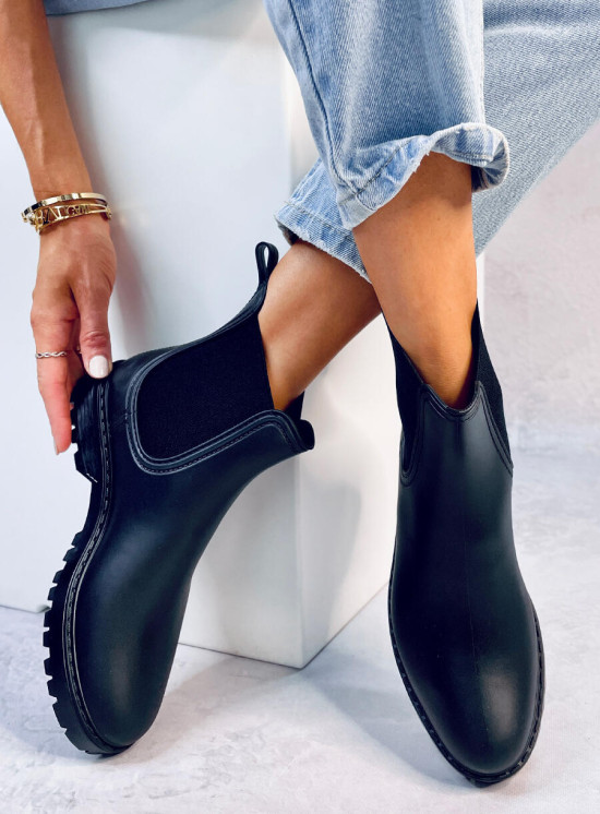 Černé nízké holínky