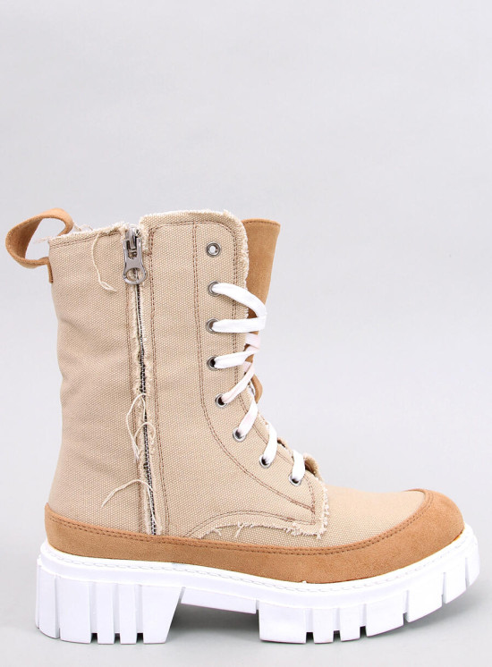 Béžové látkové kozačky na hrubé podrážce