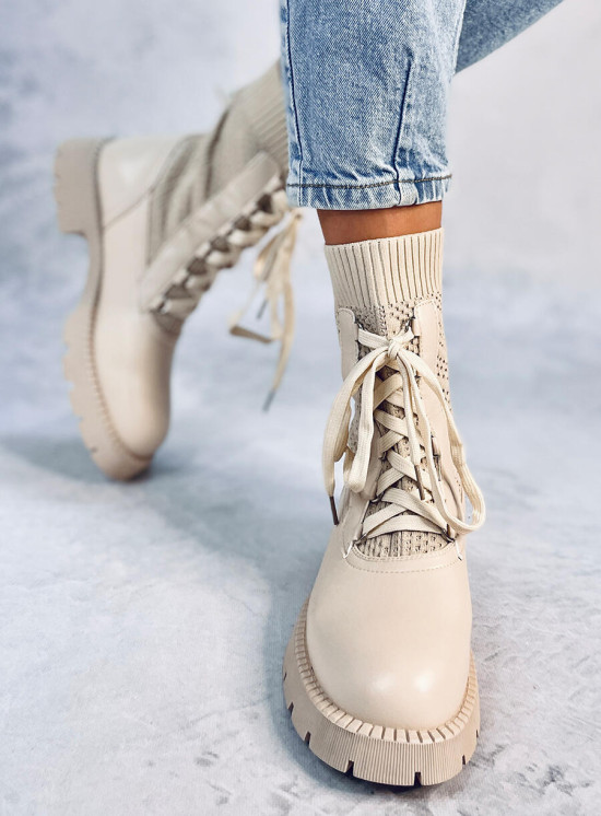 Bežové kotníkové kozačky se svetrovým svrškem