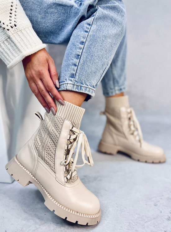 Bežové kotníkové kozačky se svetrovým svrškem