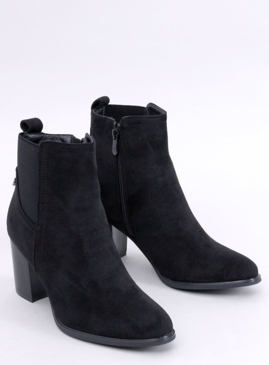 Černé klasické kotníkové kozačky