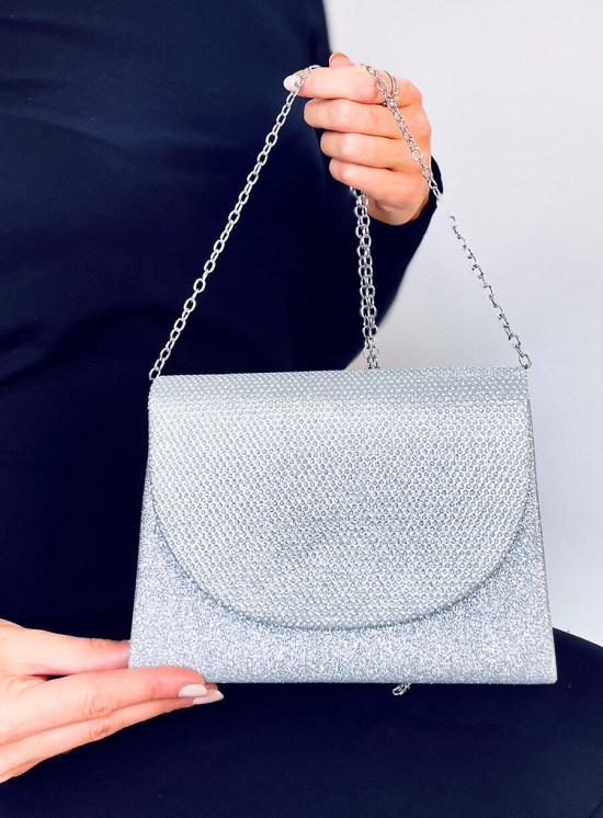 Lesklá formální kabelka stříbrná