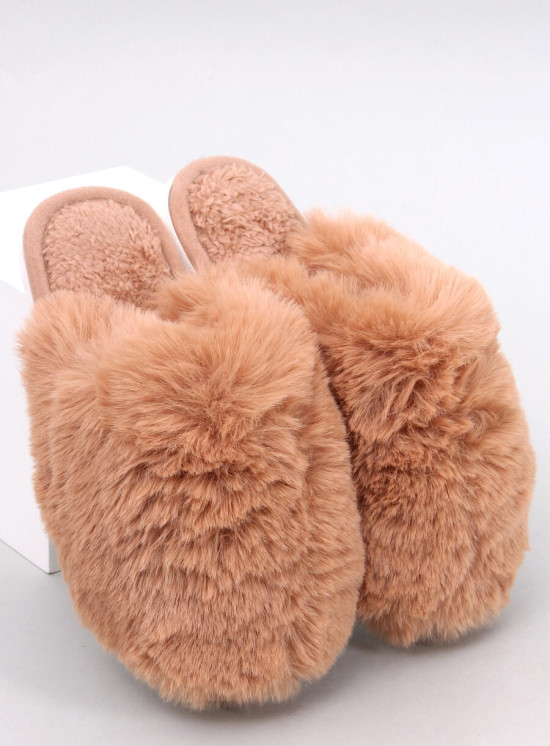 Papuče s umělou kožešinou camel