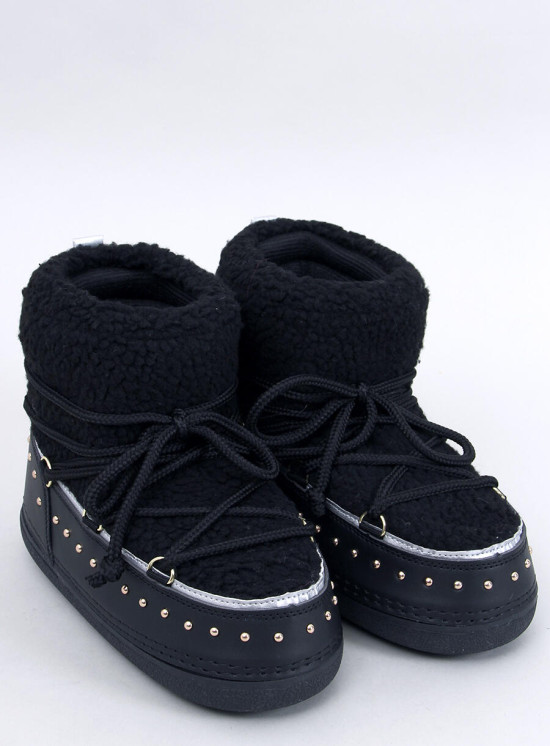 Sněhule s kožešinou a šněrováním černé