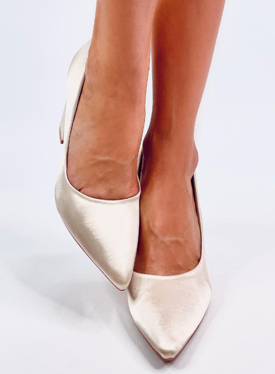 Krémové saténové lodičky