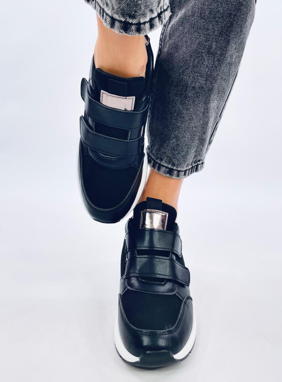 Tenisky na suchý zip s klínovým podpatkem černé