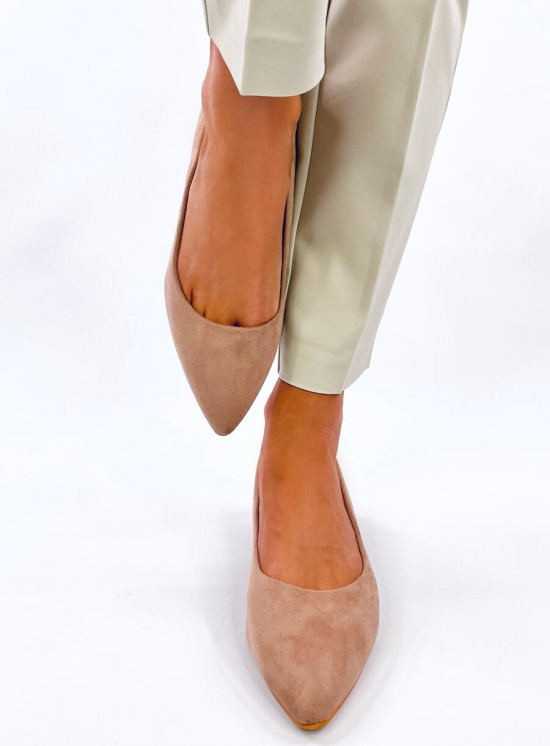 Semišové lodičky na nízkém podpatku béžové