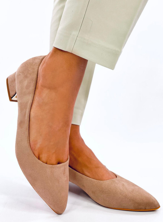 Semišové lodičky na nízkém podpatku béžové