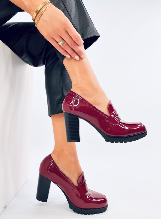 Dámské lodičky/mokasíny na podpatku vínově červené