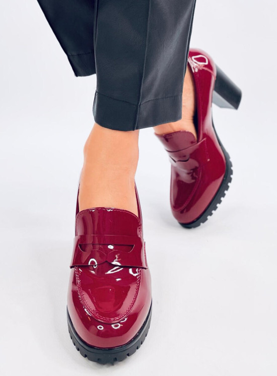 Dámské lodičky/mokasíny na podpatku vínově červené