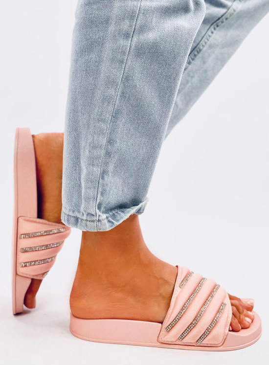 Dámské růžové pantofle