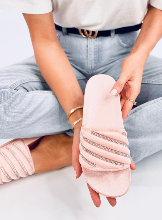 Dámské růžové pantofle