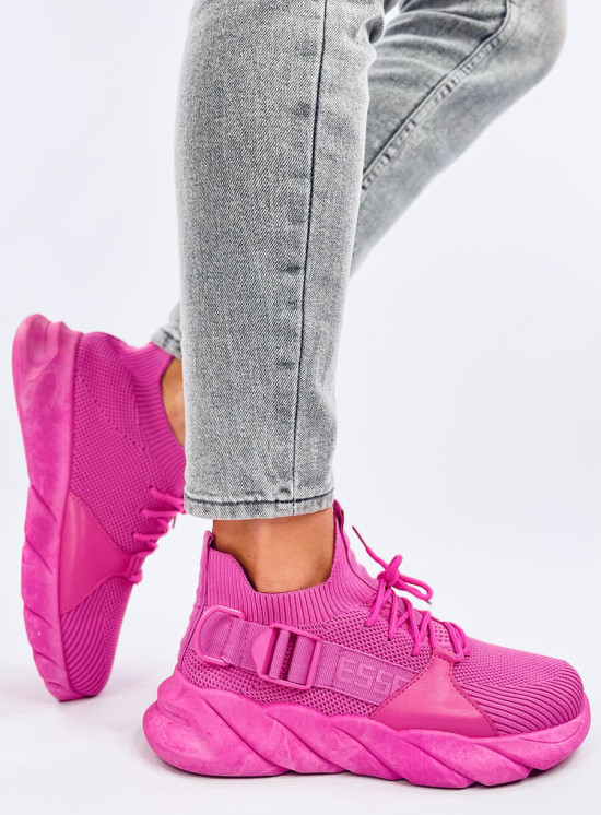 Růžové látkové tenisky