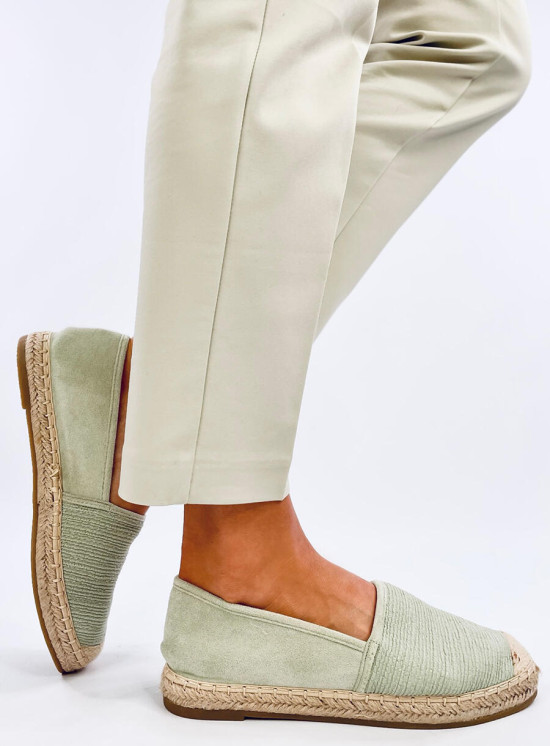 Světle zelené plátěné espadrilky
