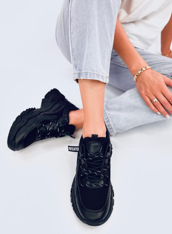 Černé tenisky na hrubé podrážce