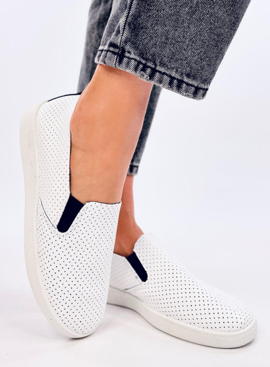 Perforované slip-on tenisky bílá/černá