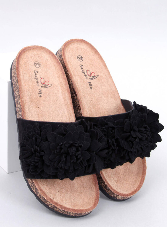 Černé korkové pantofle s květinami