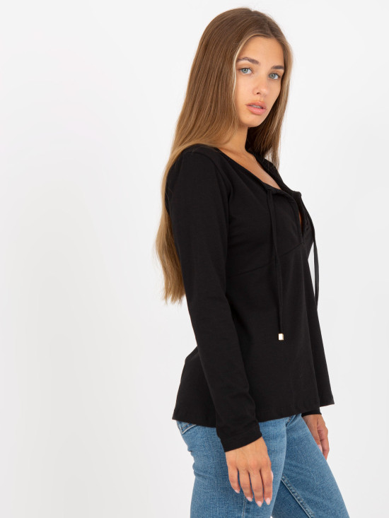 Černá basic halenka se zavazovaným výstřihem RUE PARIS