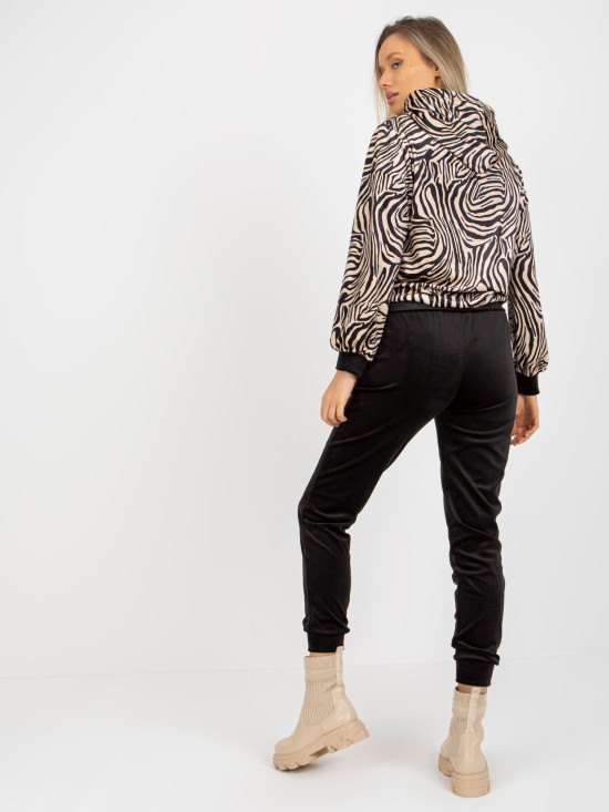 Bežovo-černý velurový komplet s kapucí v leopardím vzoru