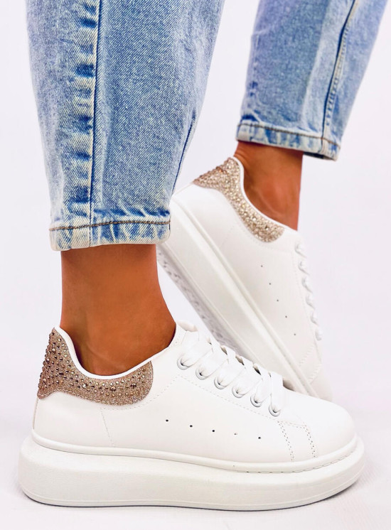 Bílé tenisky na platformě se zlatým detailem