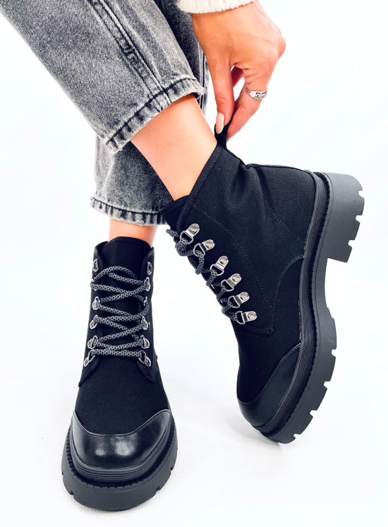 Černé látkové trekingové boty