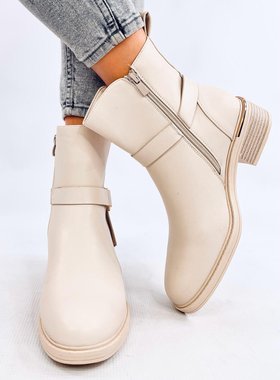 Béžové kotníkové kozačky se zlatými detaily