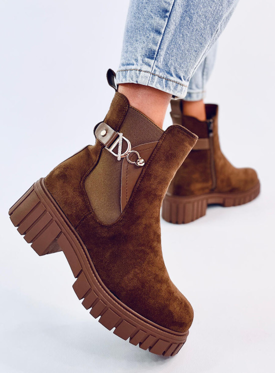 Semišové kotníkové kozačky na platformě hnědé