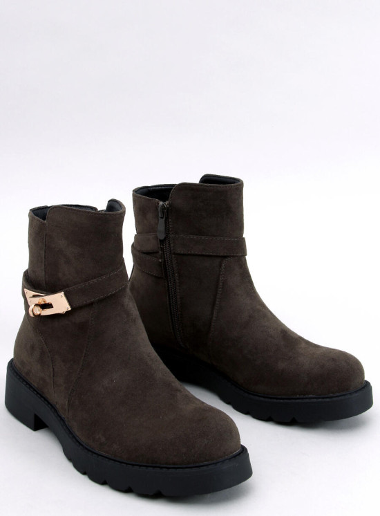 Tmavě zelené kotníkové kozačky se zlatou sponou