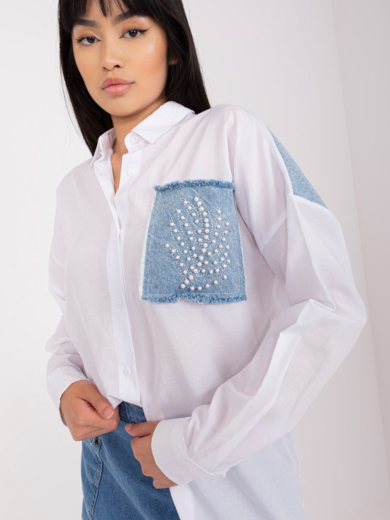 Bílá dámská oversize košile s aplikacemi