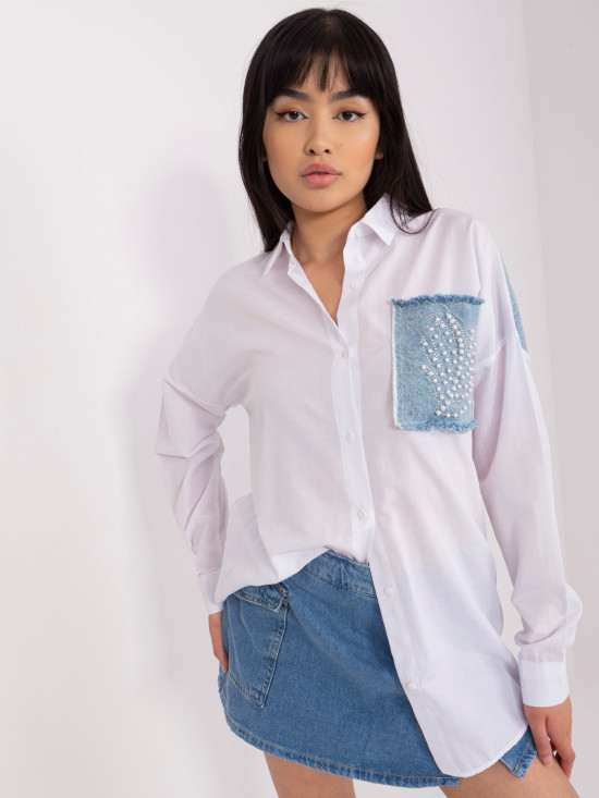 Bílá dámská oversize košile s aplikacemi