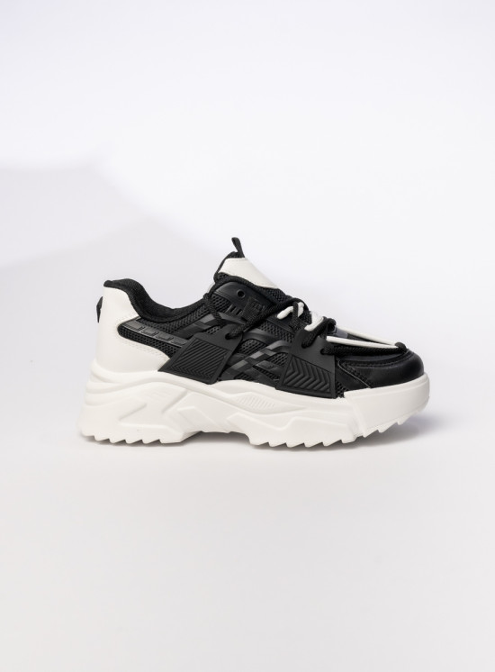 Černé tenisky na hrubé podrážce LIVIA