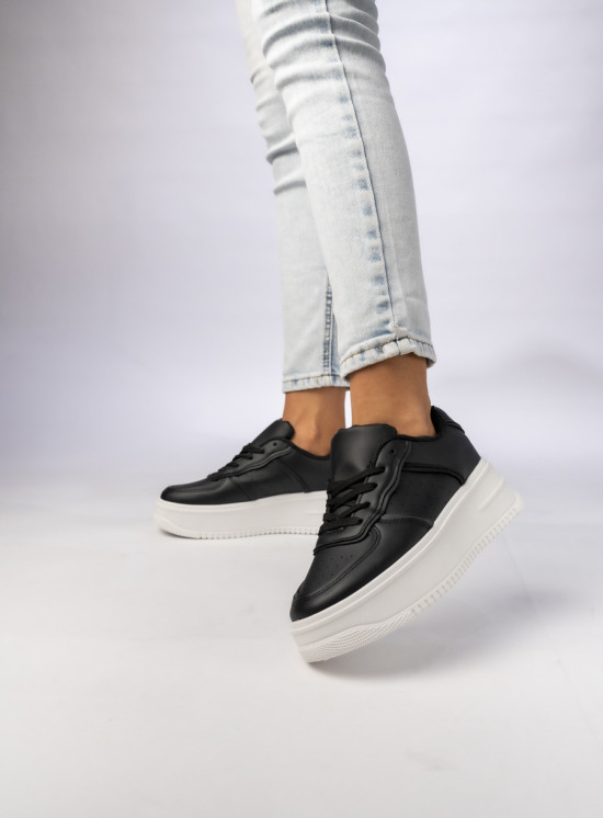 Černé tenisky na vysoké podrážce ROXY