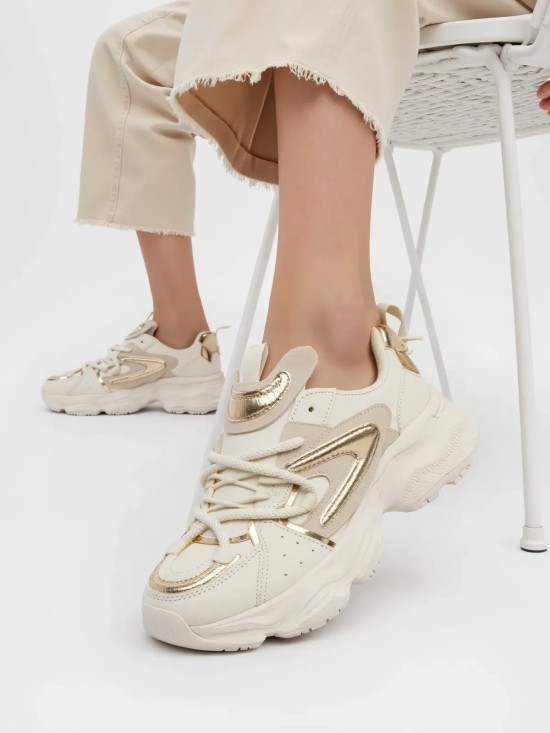 Béžové dámské tenisky se zlatými detaily