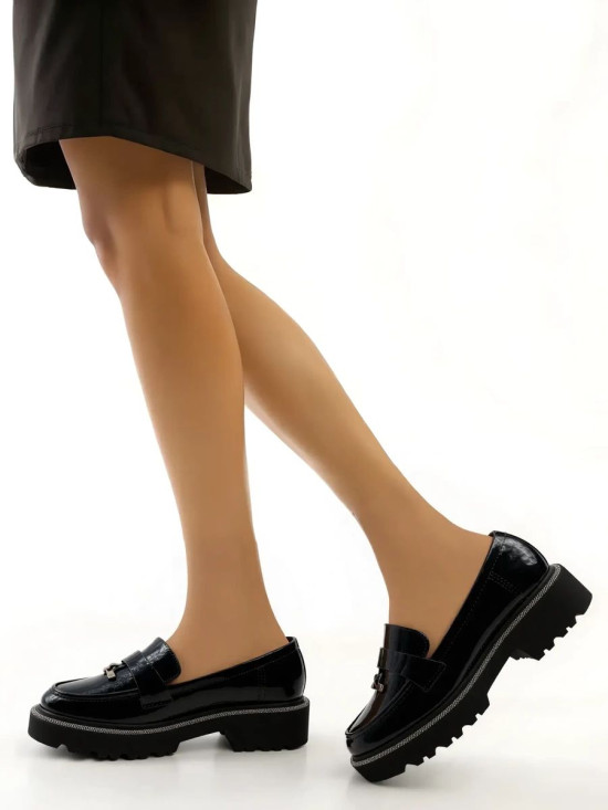 Černé lakované mokasiny LUCETE