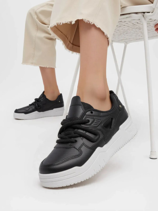 Dámské tenisky s hrubými tkaničkami černé