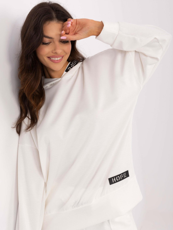 Ecru mikina s kapucí