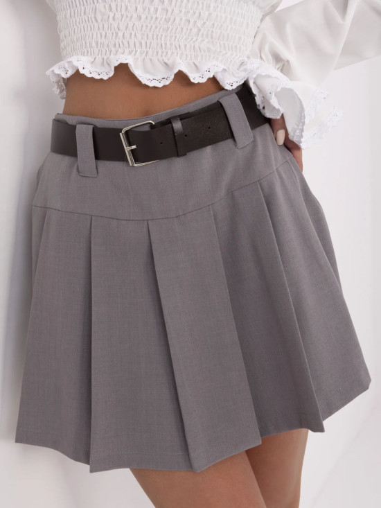 Stylová šedá sukně s vysokým pasem