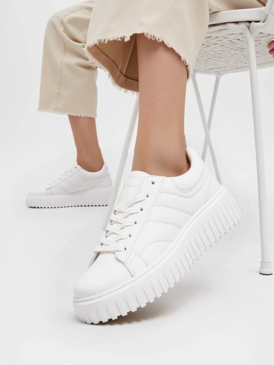 Bílé tenisky na vysoké platformě ROWEN