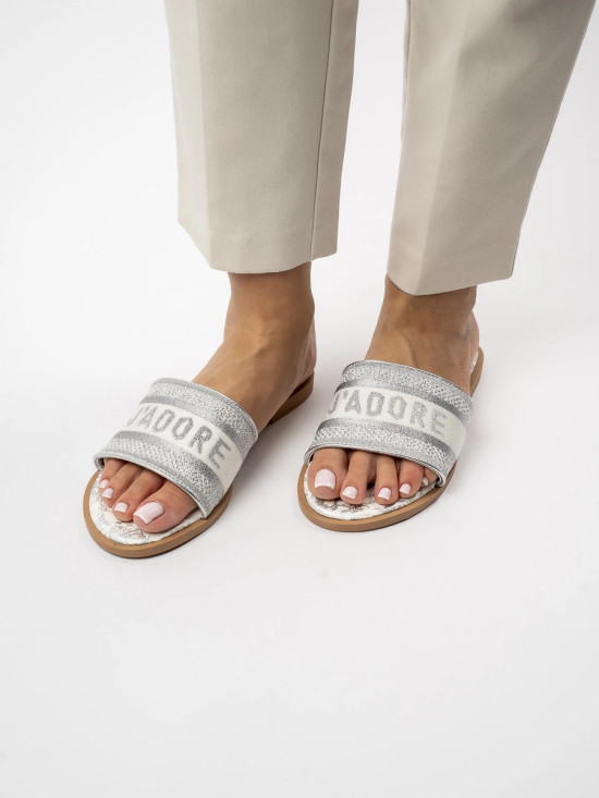 Dámské pantofle NICE stříbrné