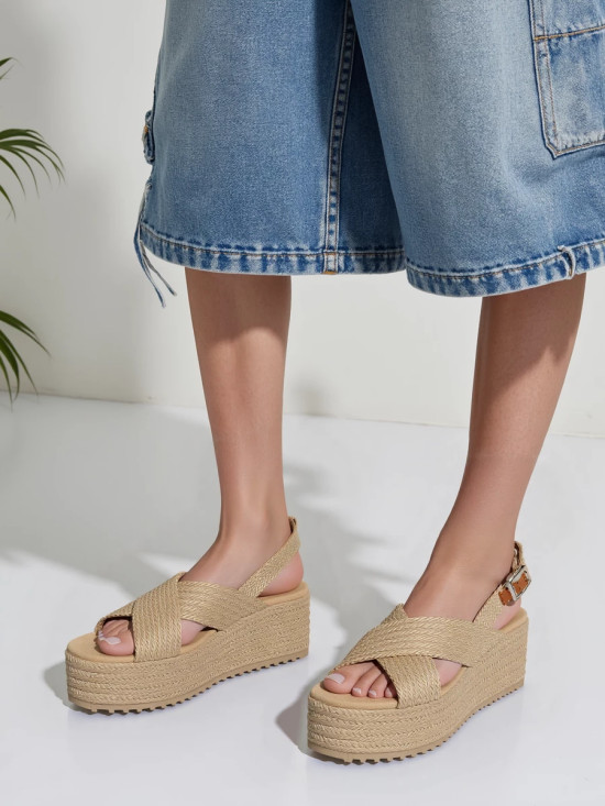 Béžové sandály s jutovou podrážkou