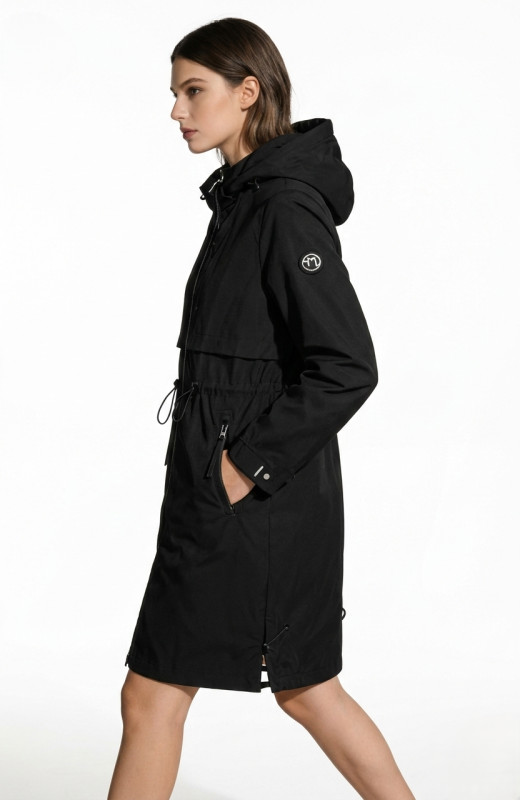 Černá přechodná parka se stahováním v pase