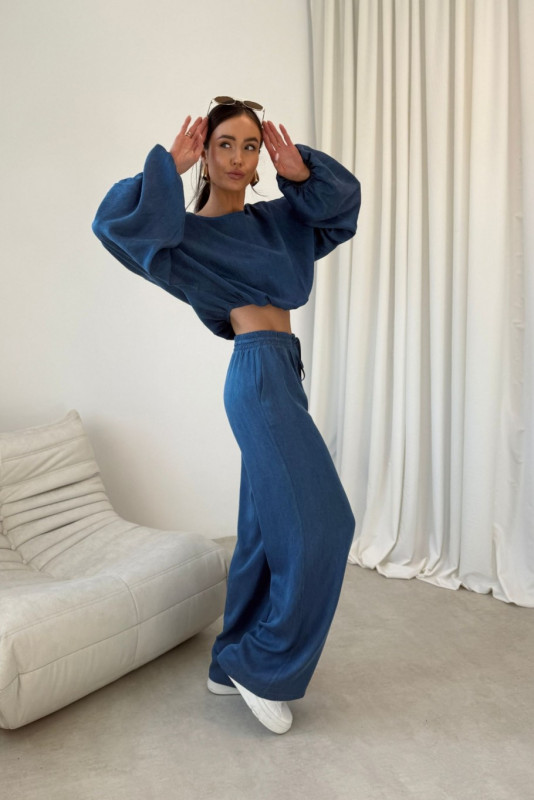 Modré kalhoty Emmy