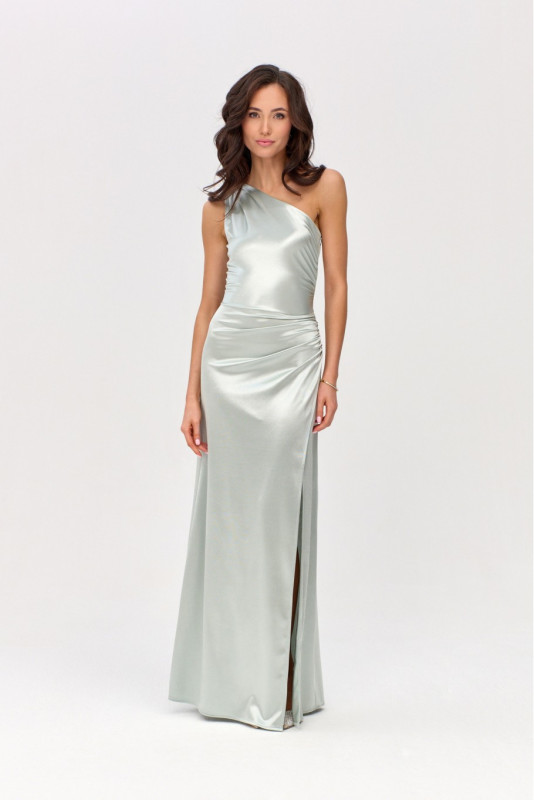 Saténové maxi šaty na jedno rameno v mátové barvě