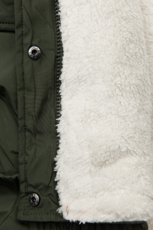 Zimní parka v khaki barvě s kožešinou