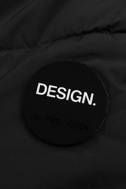 Černá chlapecká zimní bunda