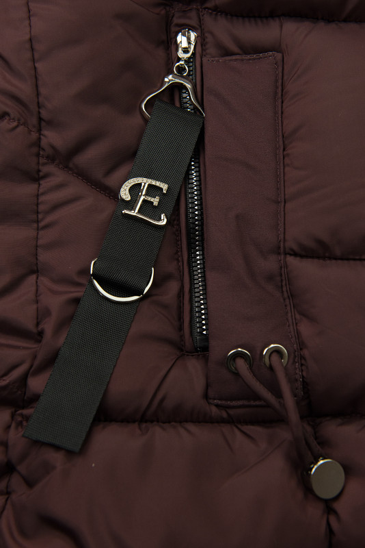 Prodloužená dámská zimní bunda burgundy